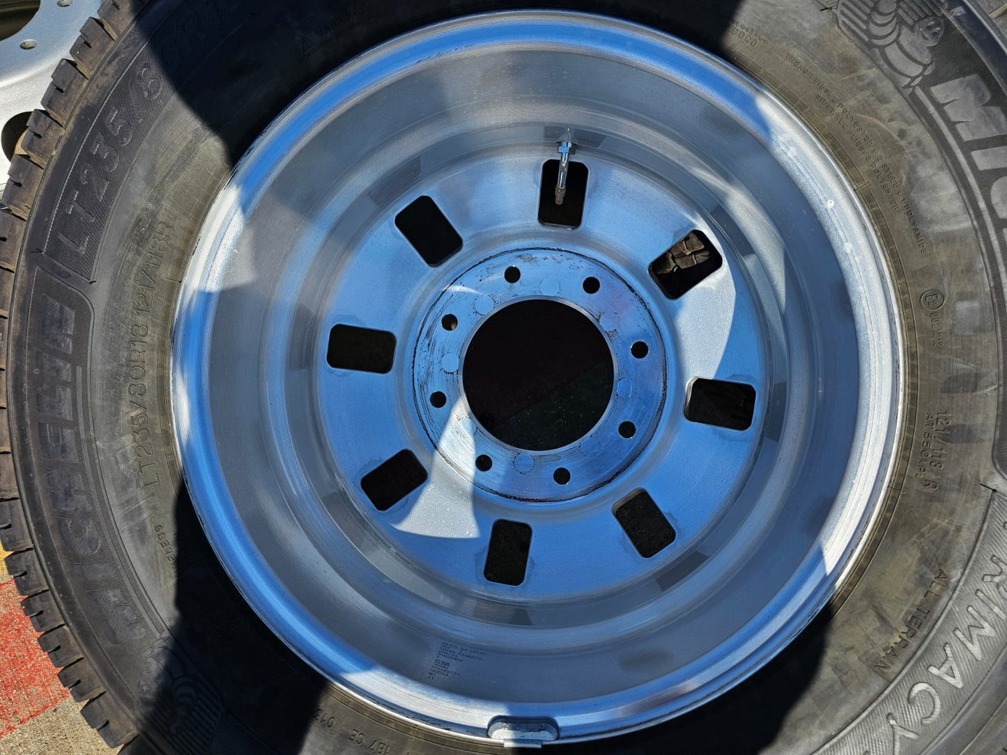 18" GMC Sierra 3500 DENALI Dually rims wheels OEM 14127 14129 8x210 MICHELIN NEW