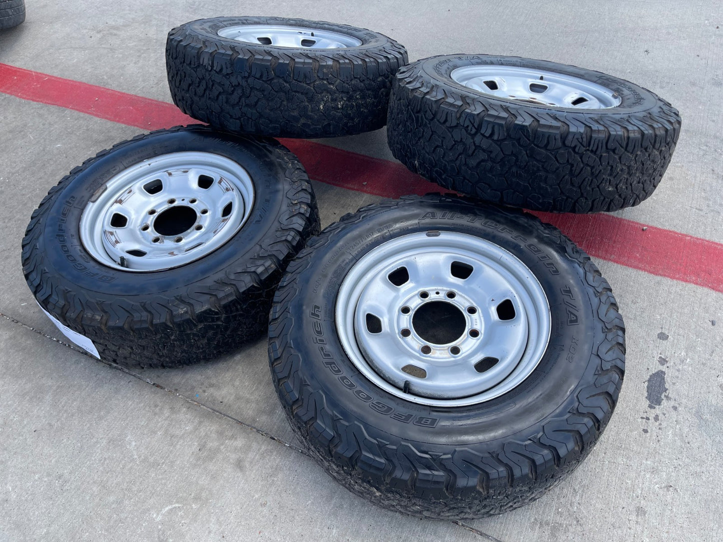 17" Ram 2500 3500 Laramie Power Wagon OEM 2497 wheels rims BFG KO2 A/T