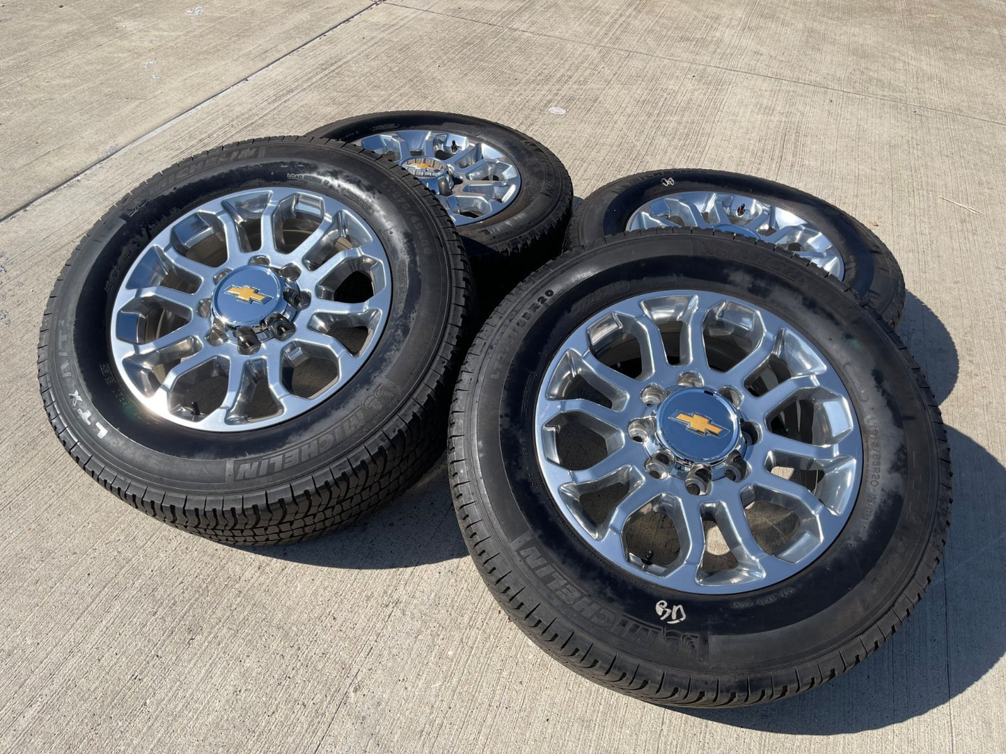 20" Chevy Silverado HIGH COUNTRY GMC Sierra AT4 2500 3500 OEM 95685 wheels rims