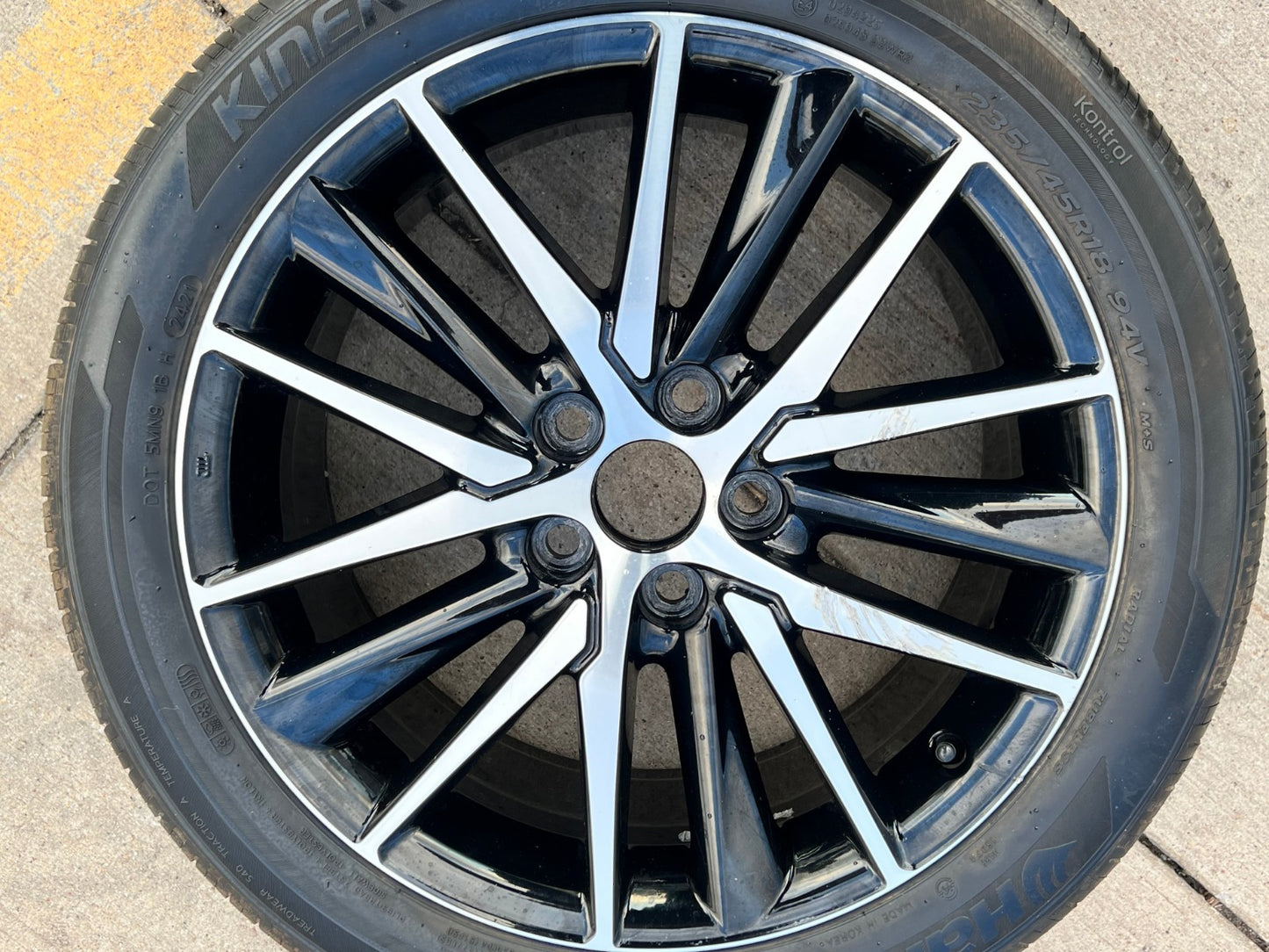 18" Toyota Camry OEM wheel rim 18036 69133 CHR Avalon 2022 2023 2024 2025 2026