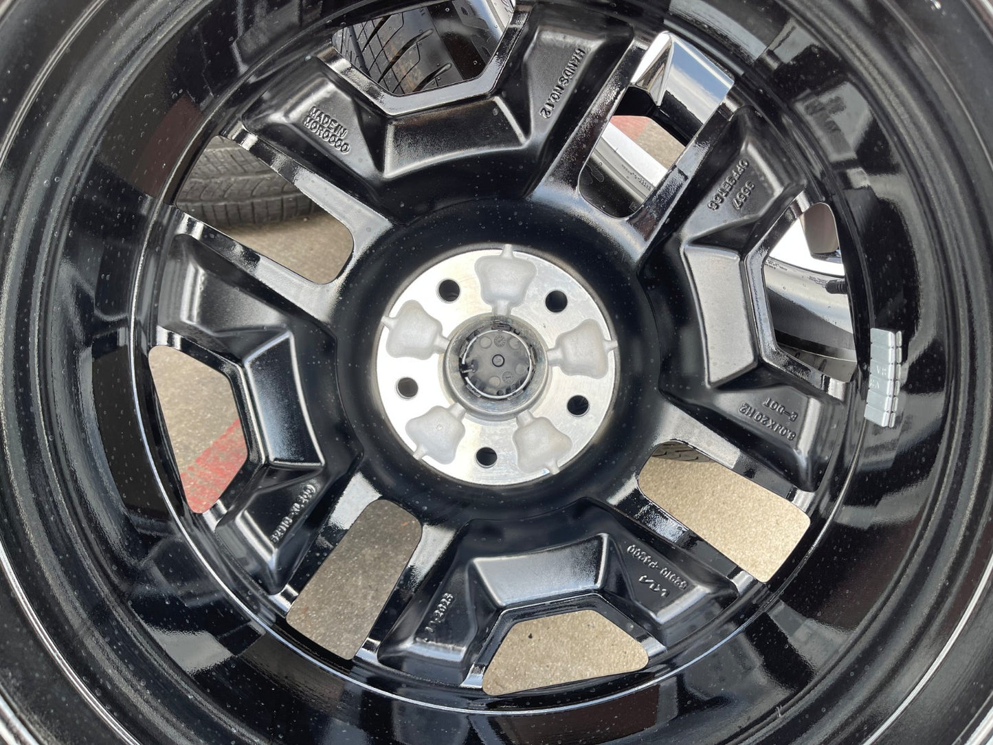 20" Kia Telluride X-PRO OEM wheels rims Sorento Sedona PIRELLI 2026 2027 NEW