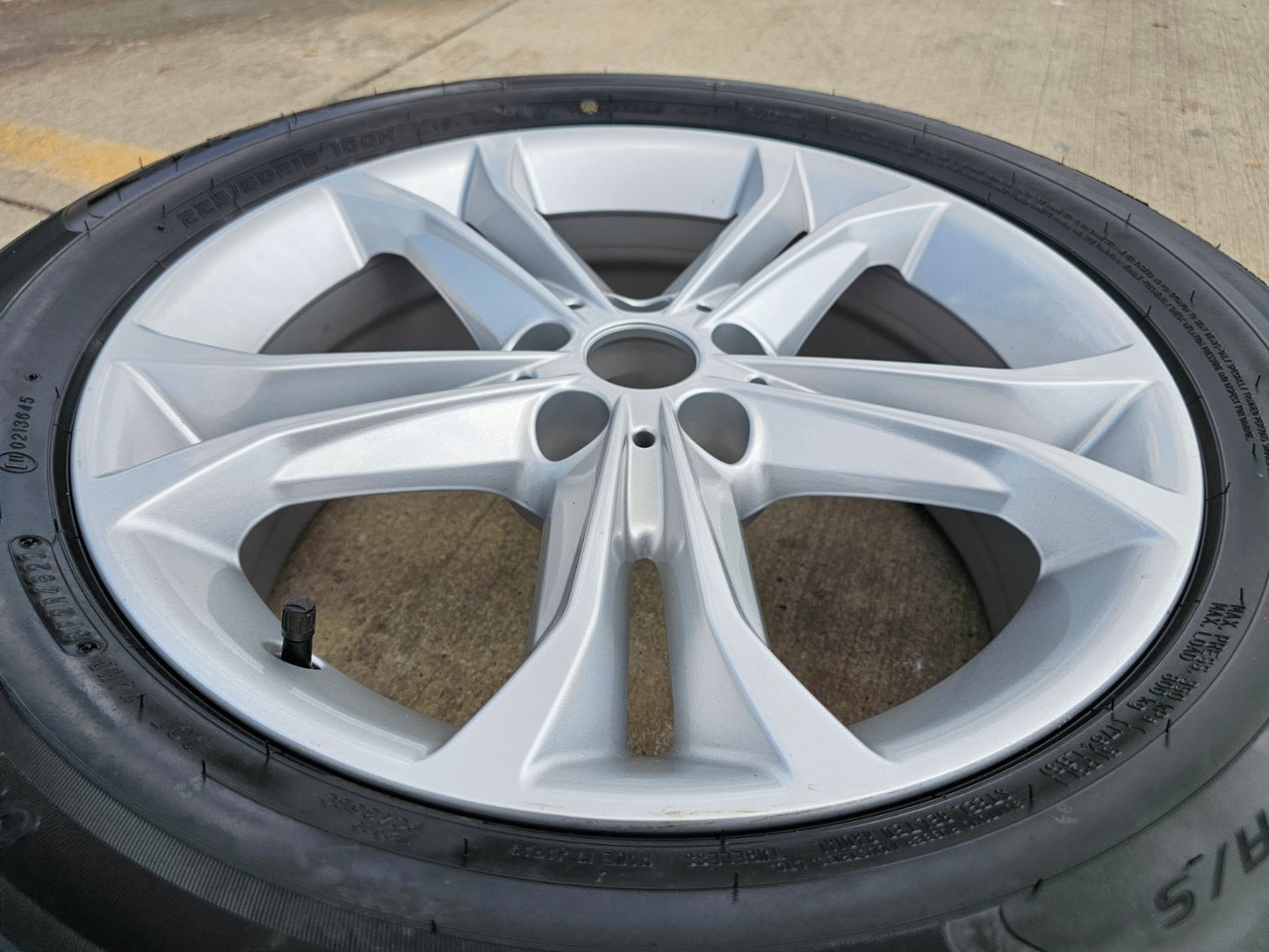 18" BMW X1 X2 X3 X4 OEM 86347 Style 688 wheel rim tire FALKEN NEW