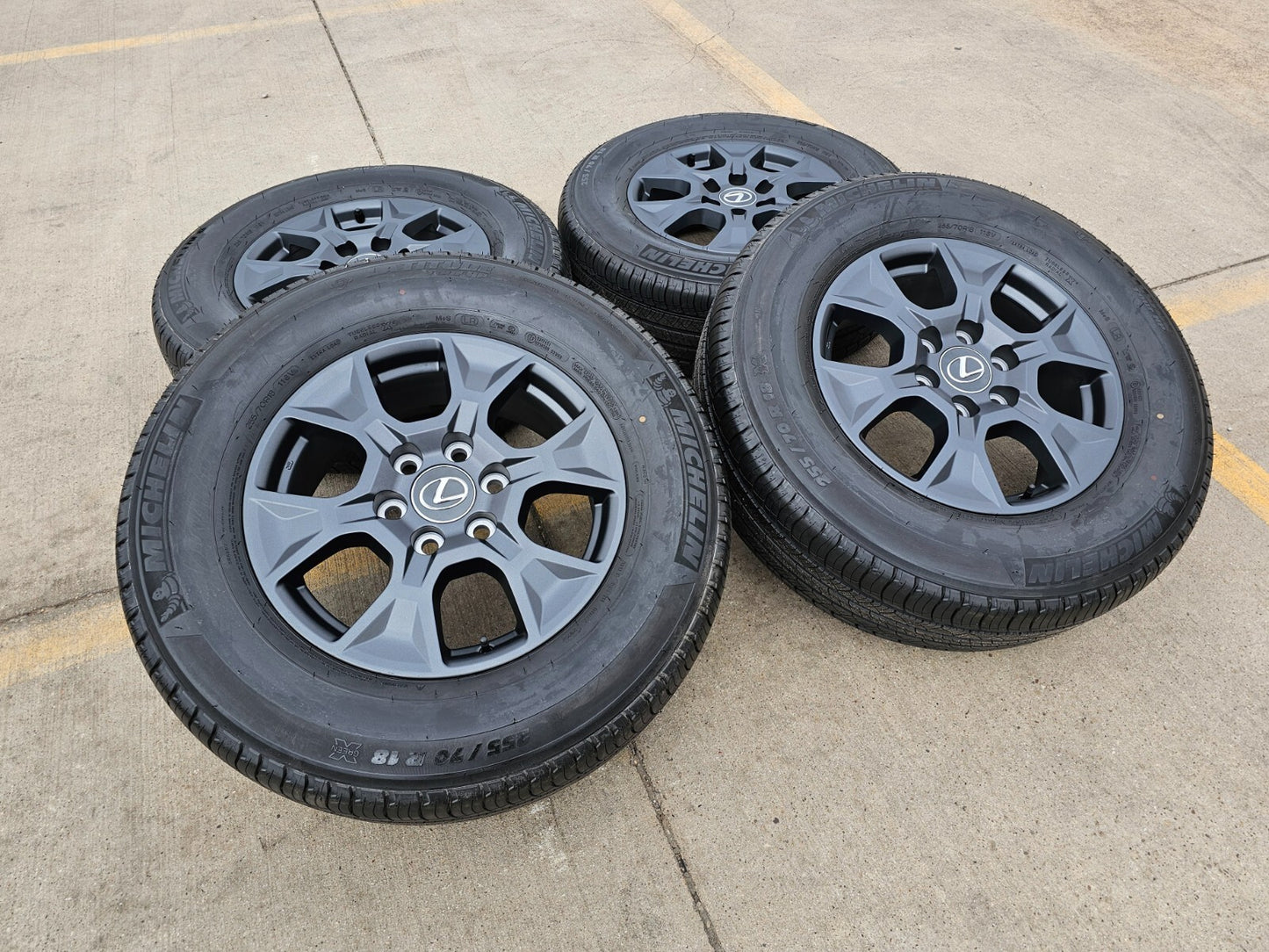 18" Lexus GX550 OEM 10544 wheels rims Land Cruiser Tundra Sequoia NEW MICHELIN