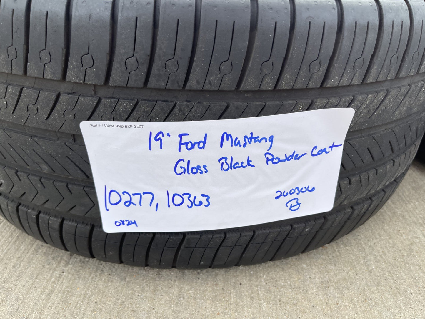 19" Ford Mustang GT Track Pack OEM 10277 10363 wheels rims tires MICHELIN