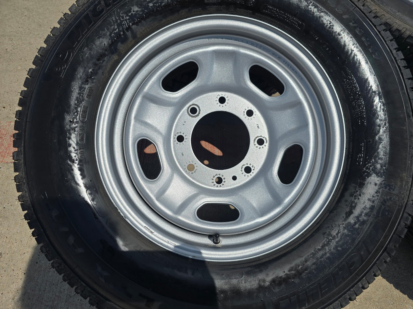 17" Ford F-250 F-350 OEM 3828 wheels rims tires 2024 2025 2026 MICHELIN LTX A/T2