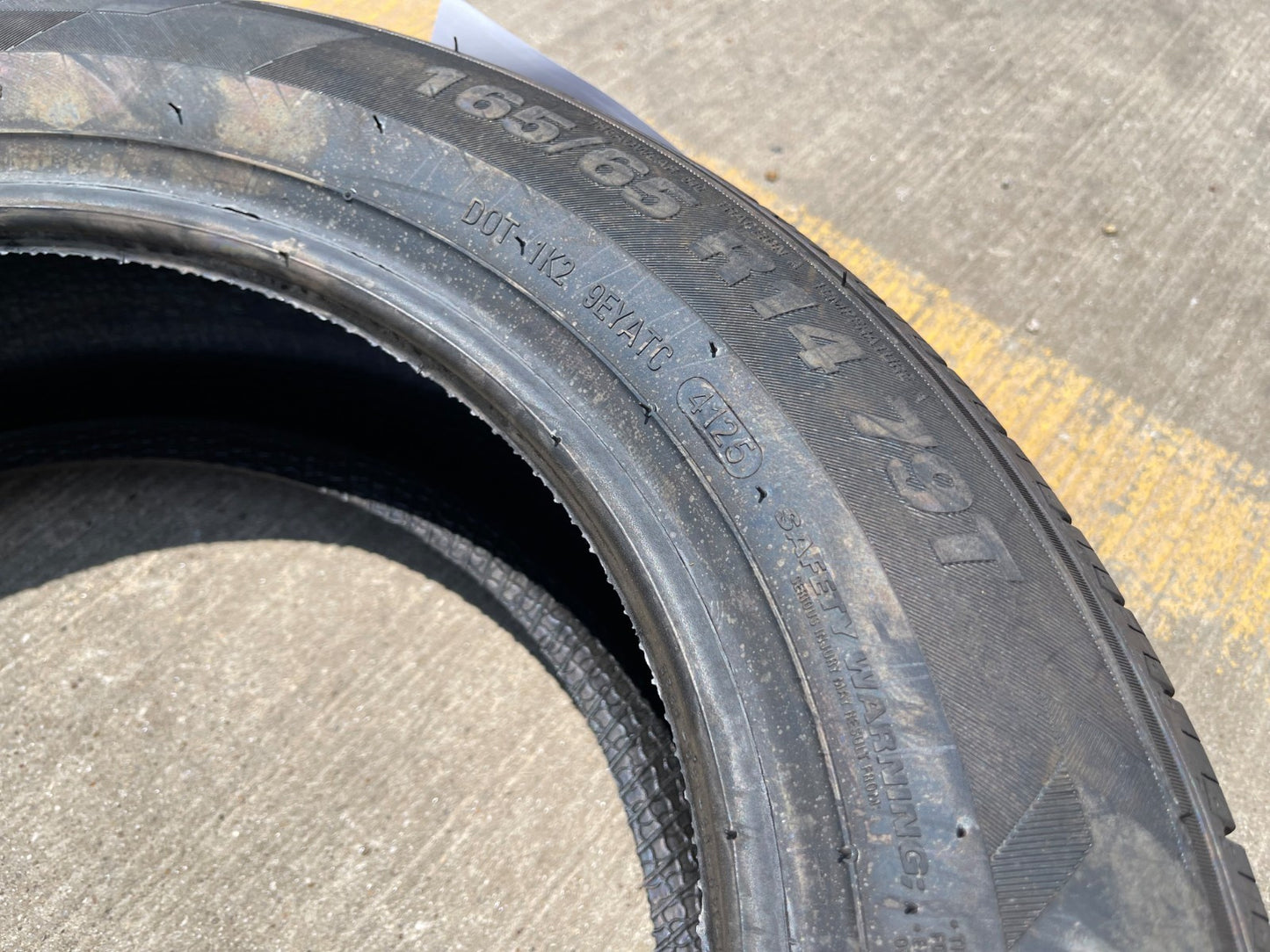 (1) 165/65/14 Kuhmo Solus TA51a tire 79T 165/65R14 NEW