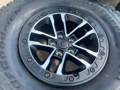 17" Jeep Wrangler 392 Gladiator Rubicon OEM 9329 BEADLOCK wheels rims BFG 35"