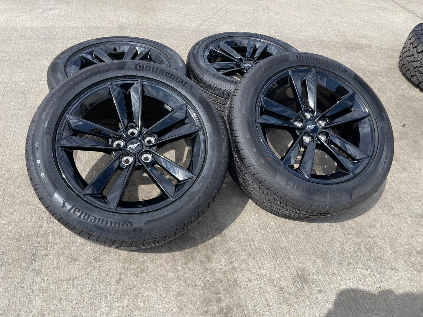 18" Ford Mustang GT OEM 10593 BLACK wheels rims tires 2024 2025 2026 2027 NEW