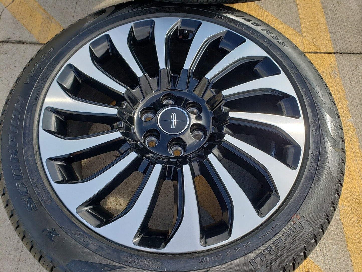 22" Lincoln Navigator BLACK LABEL OEM 10499 95383 rim wheel SPARE 2022 2023 2024