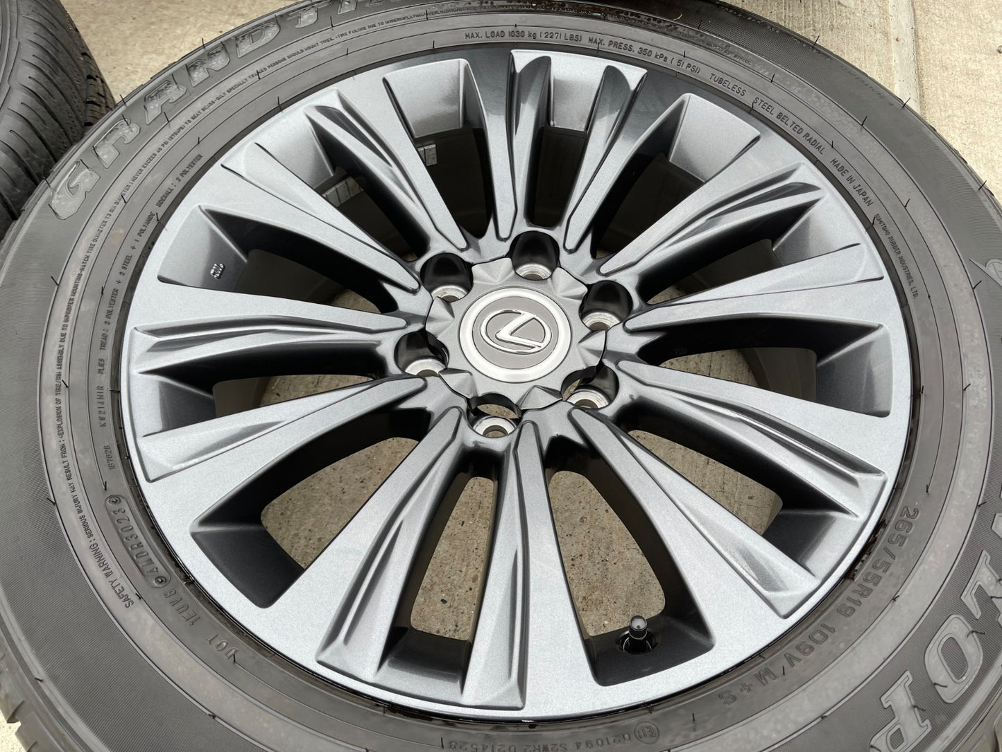 19" Lexus GX460 GX470 Tacoma 4Runner OEM 74388 wheels rims tires DUNLOP