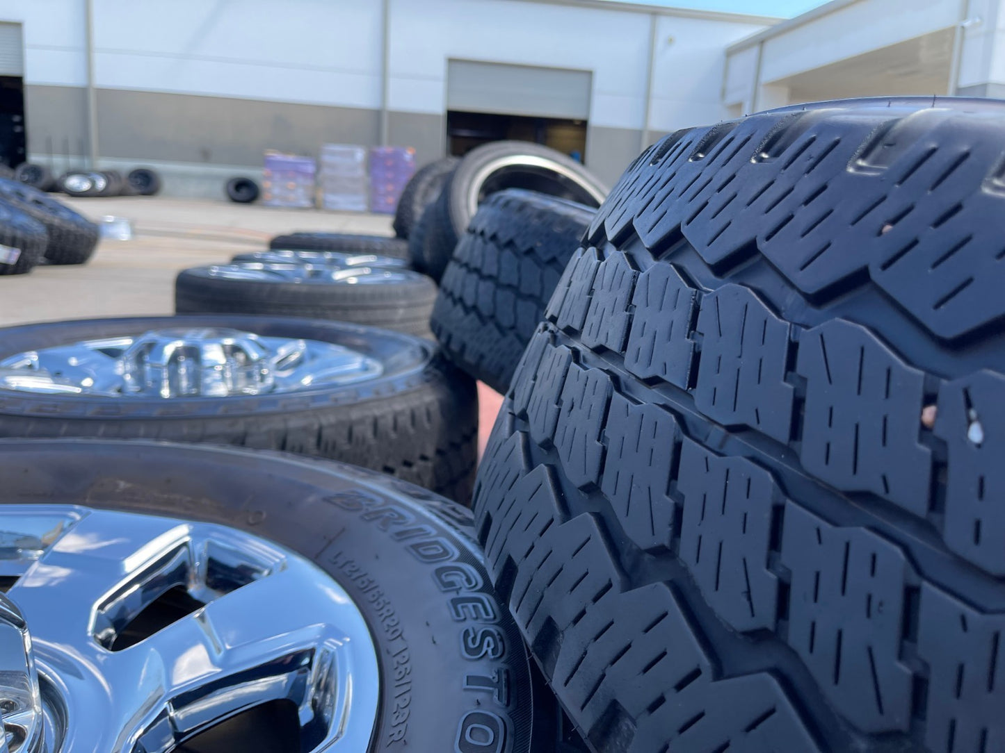 20" Ford F-250 F-350 OEM chrome Lariat wheels rims 10295 25085 10552 2024 2025