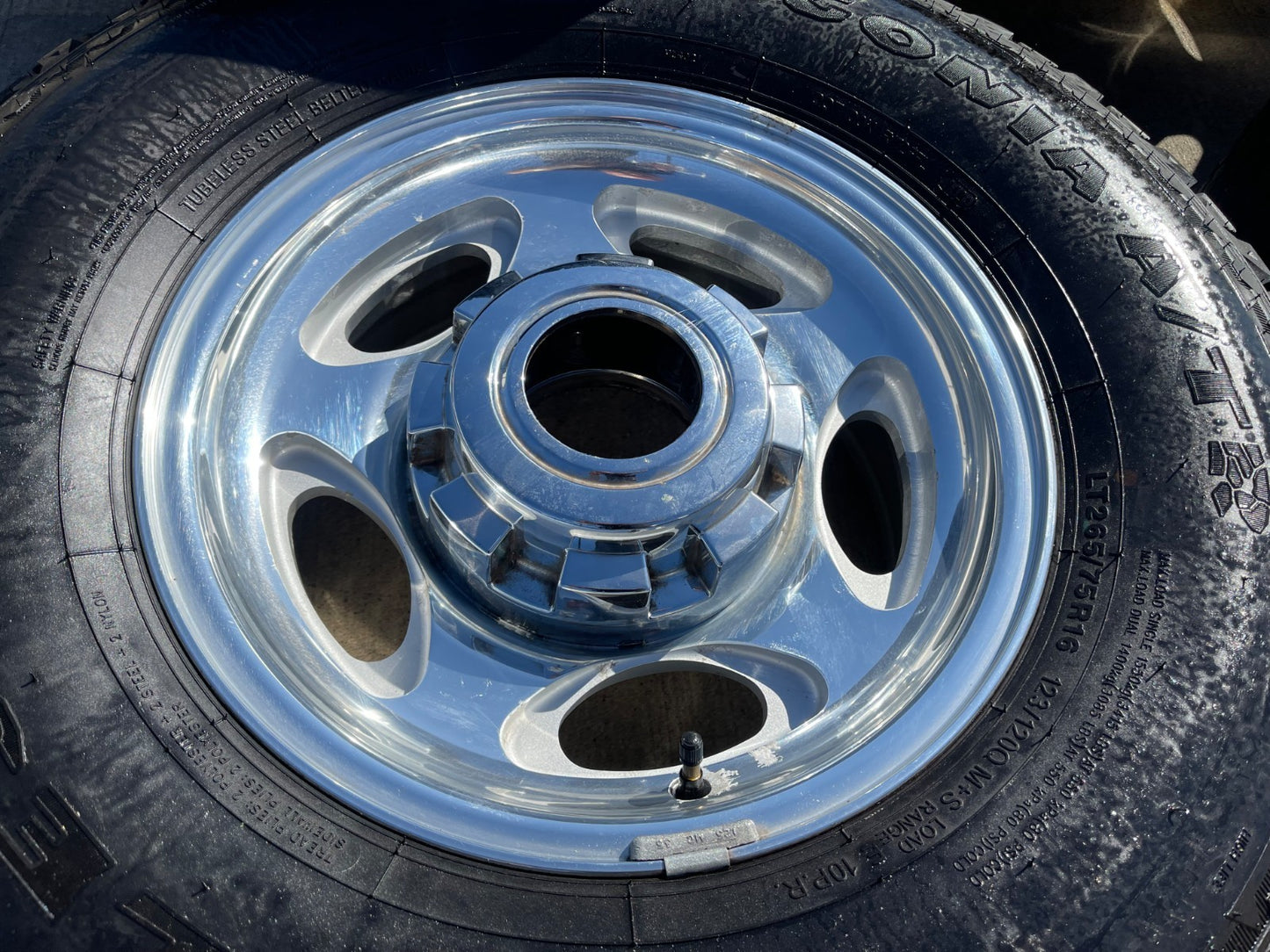 16" Ford F-250 F-350 Excursion OEM 3408 polished wheels rims tires