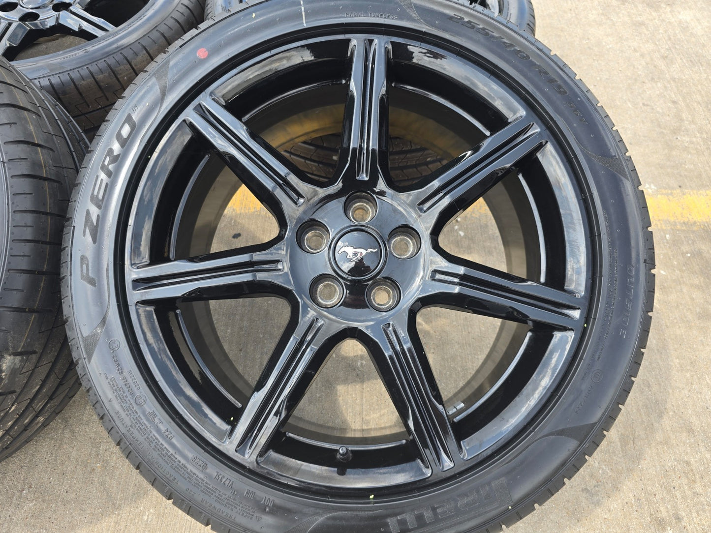 19" Ford Mustang GT OEM 10159 wheels rims tires PIRELLI NEW