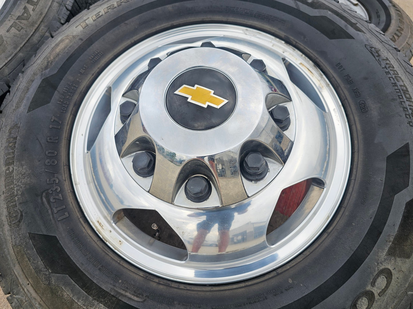 17" Chevy Silverado GMC Sierra 3500 Dually rims wheels OEM 5519 5520 CONTINENTAL