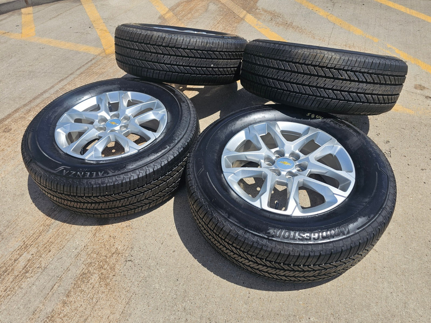 18" Chevy Traverse Blazer GMC Acadia OEM 5843 5844 wheels rims tires