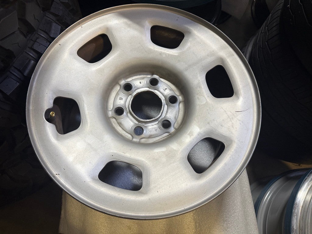 16" Chevy Colorado Z71 GMC Canyon OEM 8109 wheel rim spare