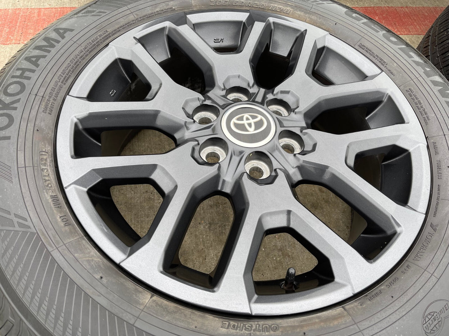 20" Toyota Tundra TSS TRD OEM wheels rims 95359 75277 Sequoia 2023 2024 2025