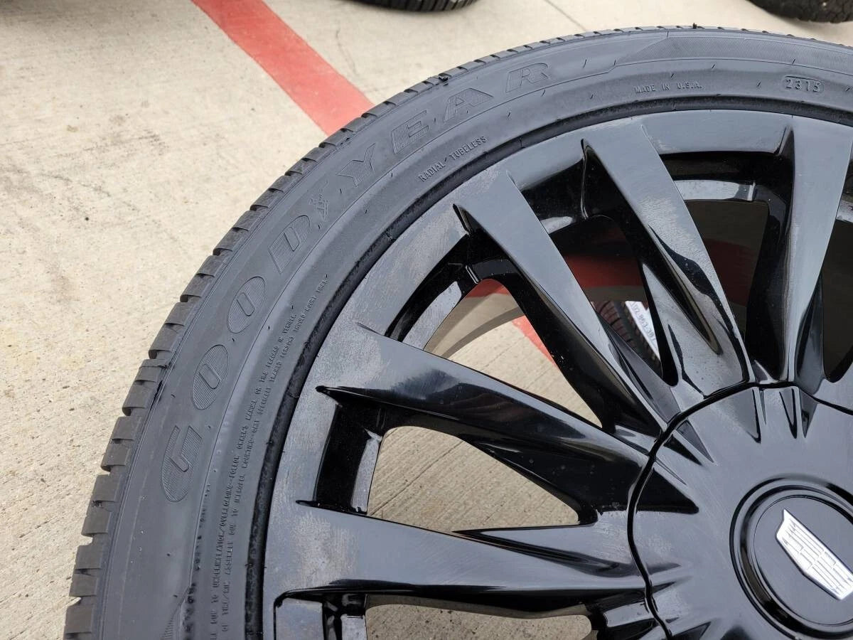 22" Cadillac Escalade OEM Black wheels rims 4873 95026 Tahoe Silverado NEW