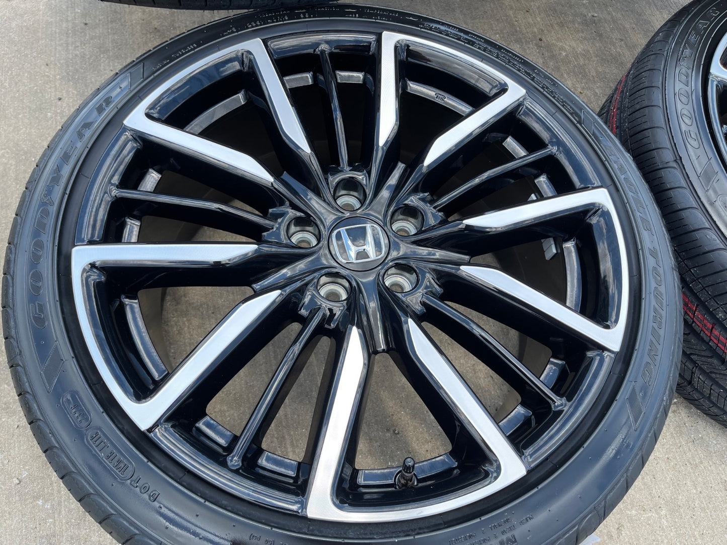19" Honda Accord OEM Sport wheels rims 60308 SET 2024 2025 2026 GOODYEAR NEW