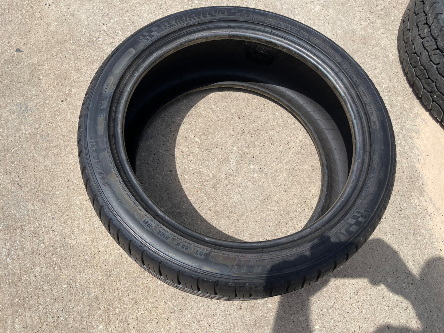 (1) 245/40/19 Michelin Pilot Sport A/S 3 All Season Plus + 98Y XL 245/40R19 tire