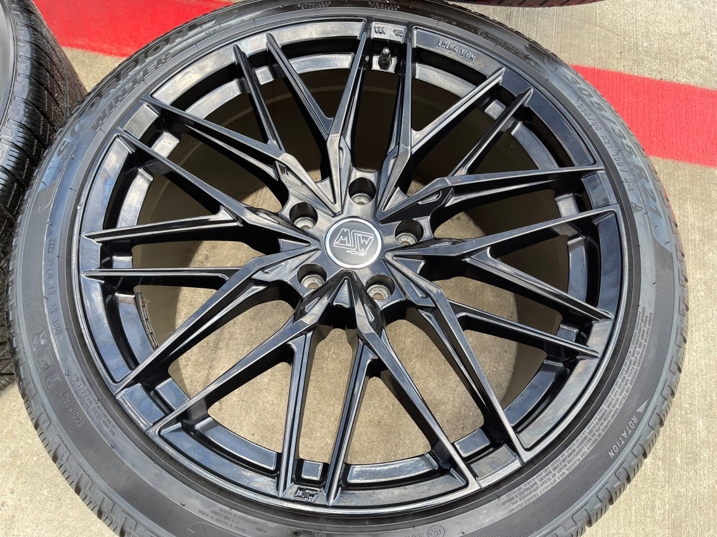 21" MSW Type 50 O.Z. Porsche Cayenne Turbo Sport wheels rims SET tires PIRELLI