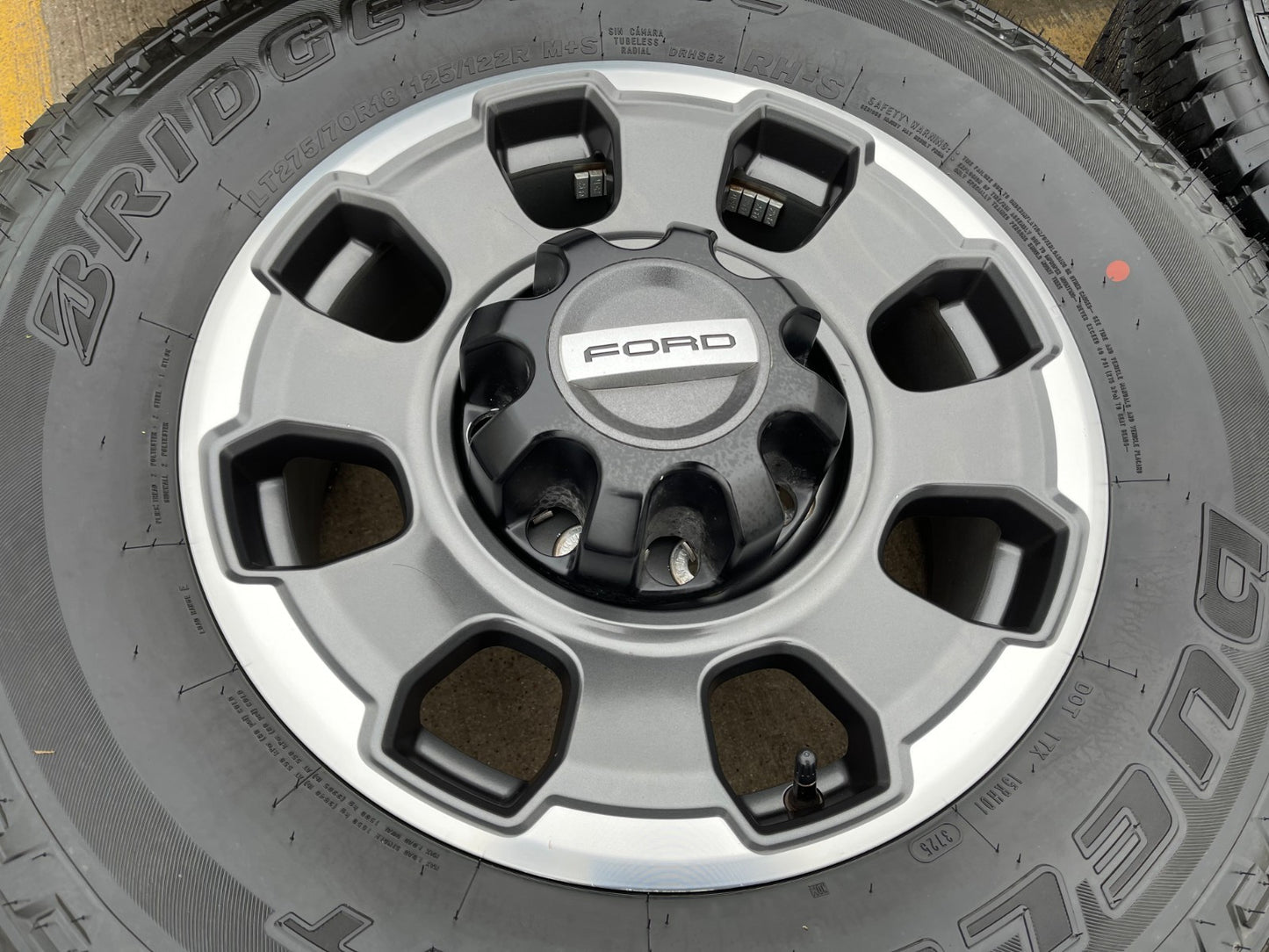 18" Ford F-250 F-350 OEM TREMOR 10482 rims wheels 2024 2025 2026 BRIDGESTONE