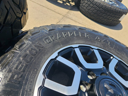18" Ram 2500 3500 LARAMIE OEM wheels rims 2694 tires 35" NITRO