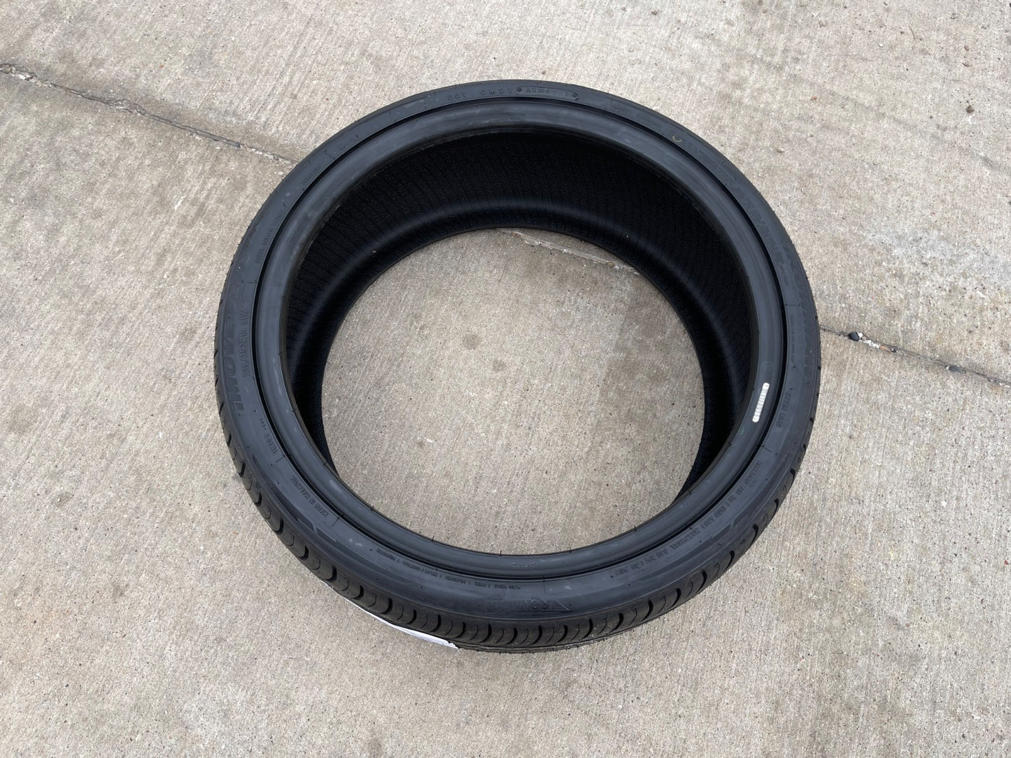 (1) 235/35/19 Ironman imove Gen 3 A/S tire 235/35R19 91W M+S NEW