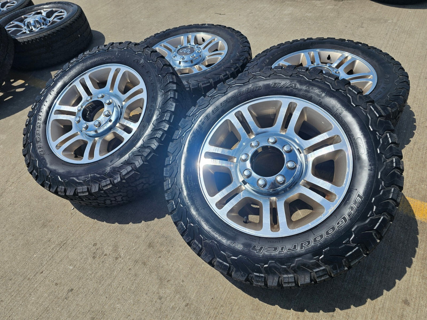 20" Ford F-250 F-350 OEM 3951 3845 KING RANCH rims wheels tires BFG KO2 A/T