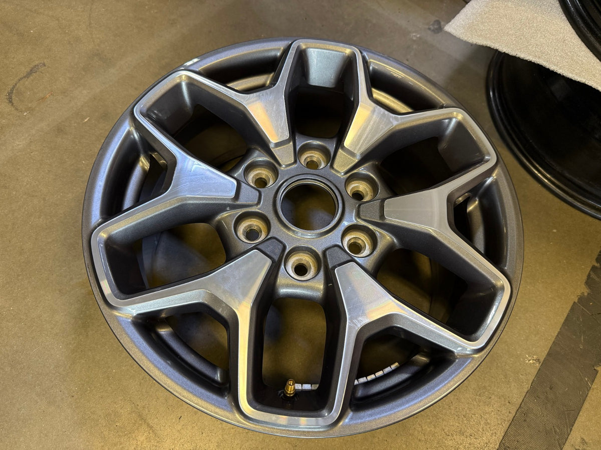 (1) 17" Ford Bronco OEM wheel rim SASQUATCH 95229 10387 Ranger NEW
