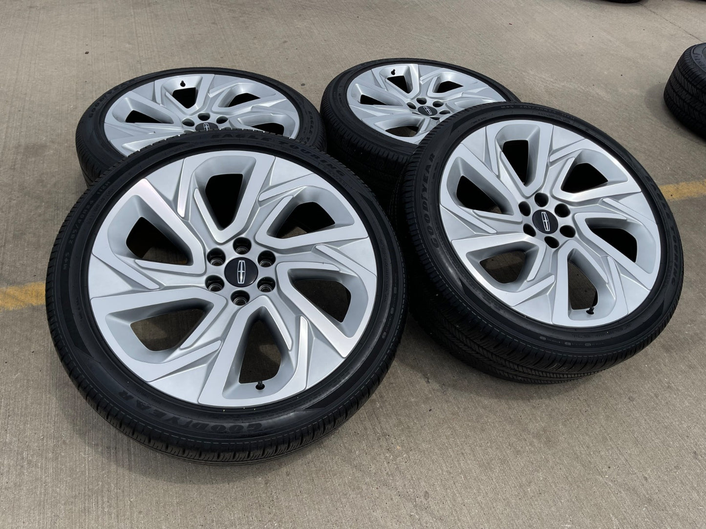 24" Lincoln Navigator BLACK LABEL OEM 10669 rims wheels Ford 2024 2025 2026 NEW