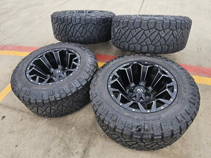 20x12 Fuel D546 Assault Chevy Silverado Ford F-150 RAM wheels rims 6x139 6x135