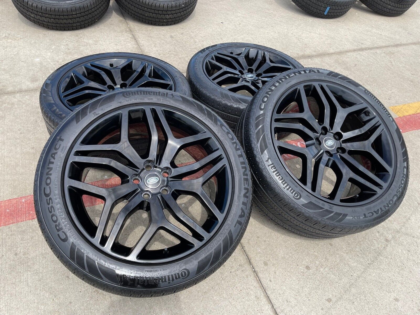22" Land Rover DEFENDER OEM wheels rims 72255 72282 Range tires
