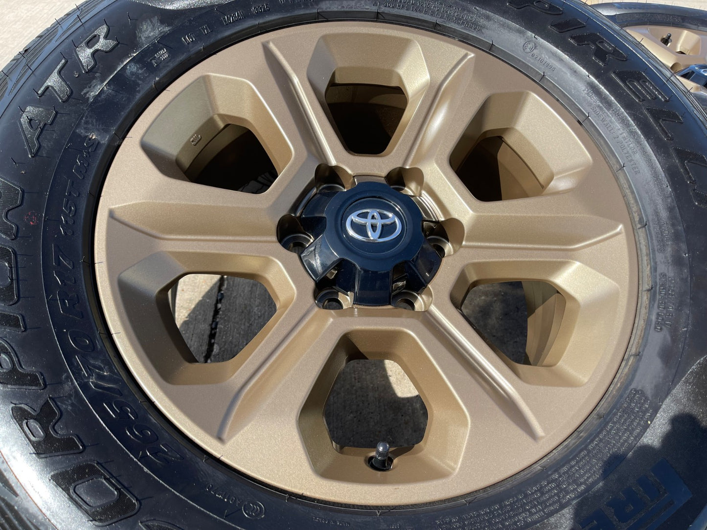 17" 4Runner Toyota Tacoma OEM wheels rims 75153 FJ BRONZE SET PIRELLI A/T NEW