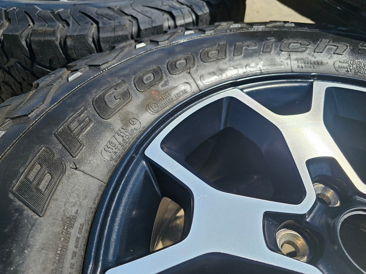 17" Jeep Wrangler Rubicon OEM 9218 wheels rims Gladiator BFG KO2 A/T SET
