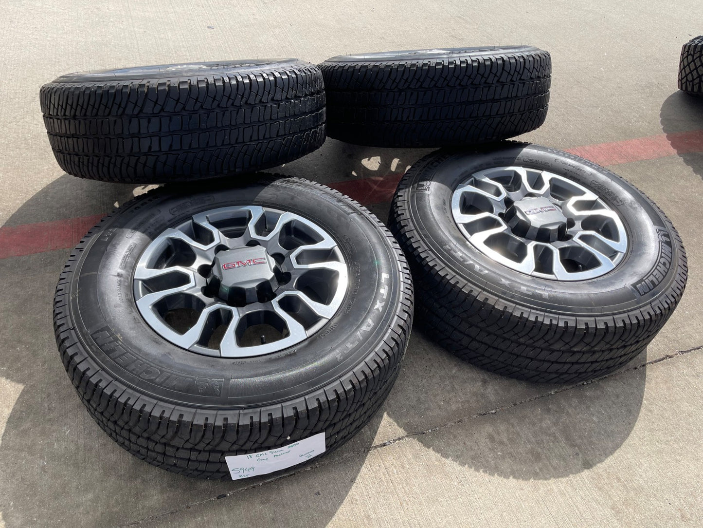 18" GMC Sierra AT4X Chevy Silverado 2500 3500 OEM 5949 wheels rims MICHELIN NEW