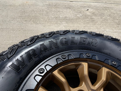 NEW 17" Jeep Wrangler 392 Gladiator Rubicon OEM BEADLOCK wheels rims 9304 95240