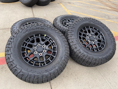 18" Toyota Tundra TSS T FORCE TRD OEM black wheels rims Sequoia 2025 NEW 35"