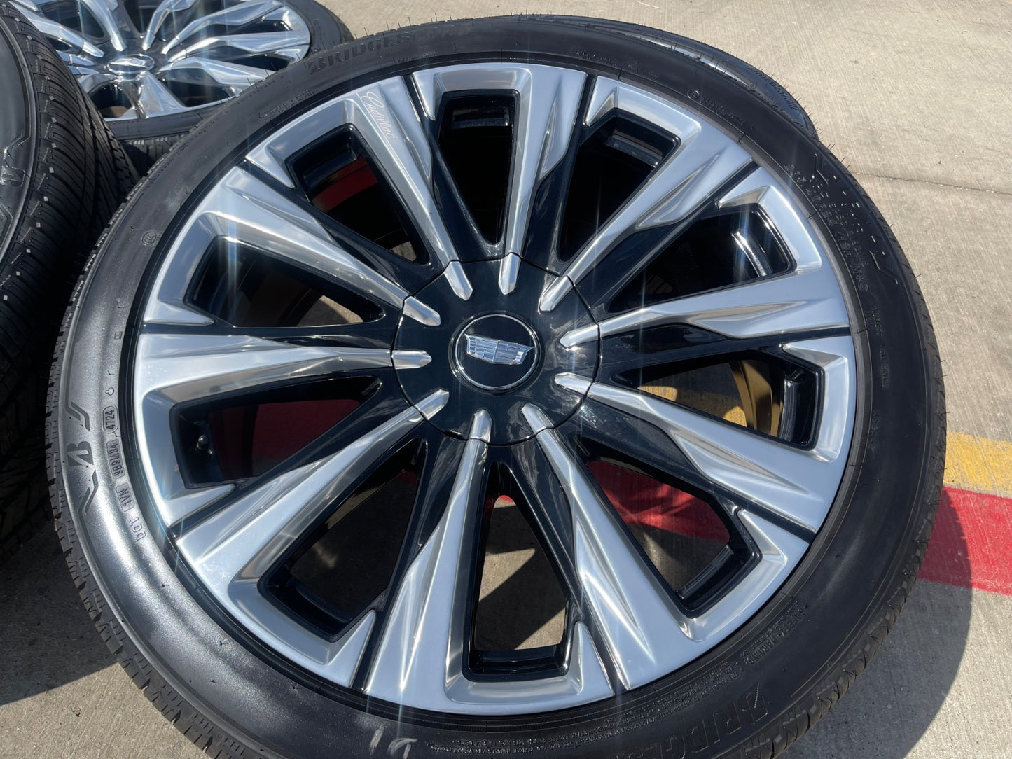 24" Cadillac Escalade PLATINUM OEM wheels rims V SET 2024 2025 2026 2027 NEW