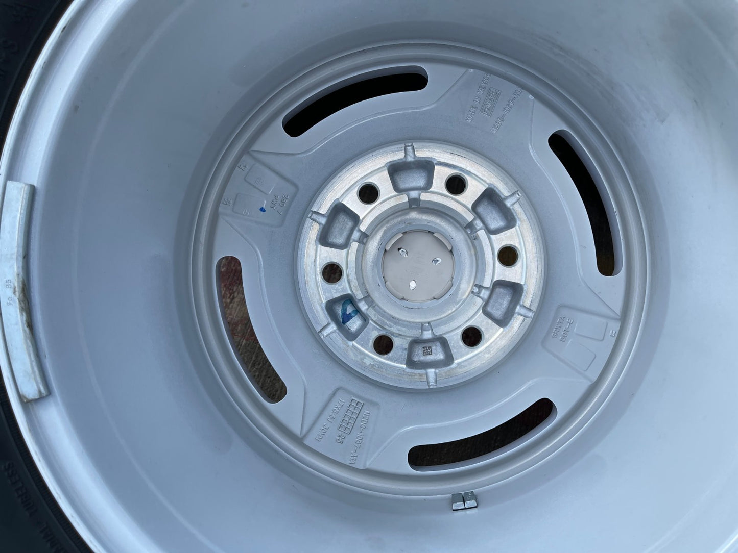 17" Ford Bronco HERITAGE Stroppe Edition 10463 OEM wheels rims white NEW 35"