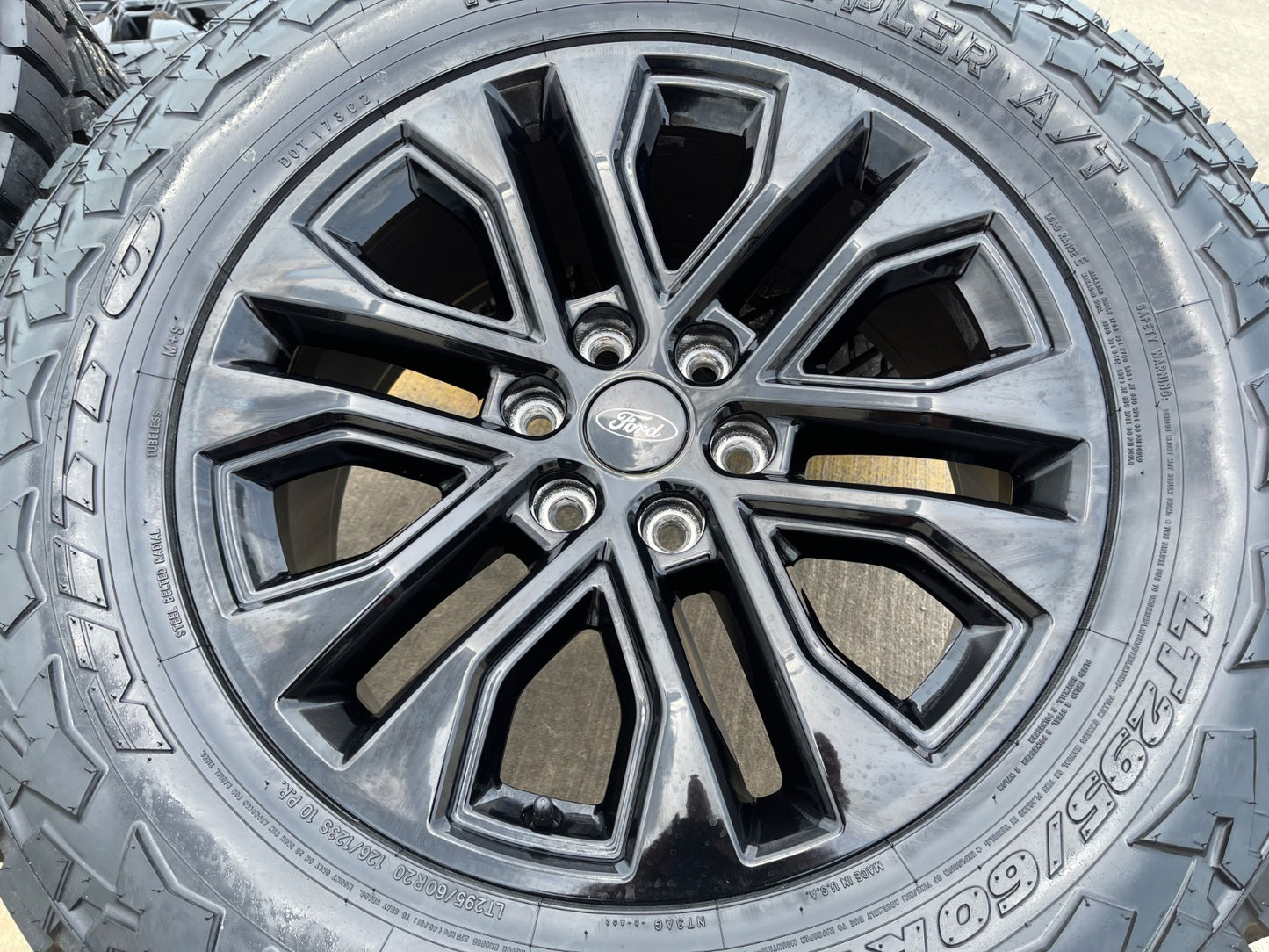 20" Ford F-150 LARIAT OEM 10619 rims wheels Expedition 2026 2027 NEW 34" NITRO