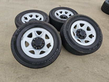 17" Chevy Tahoe PPV OEM Police Package 8111 wheels rims tires