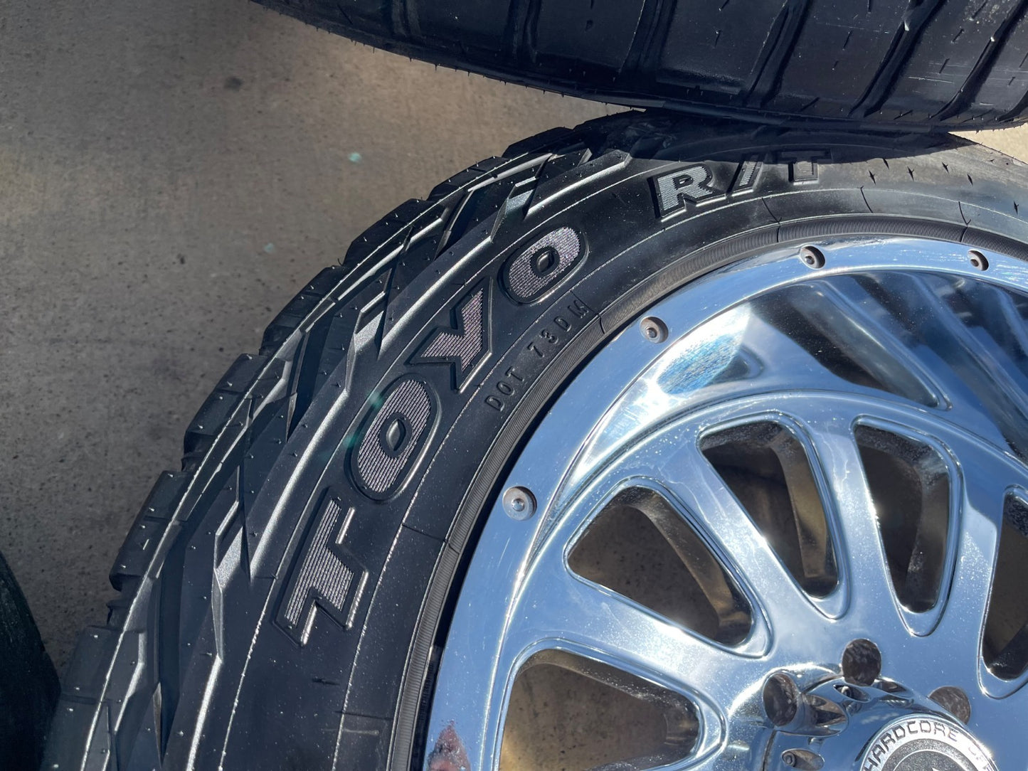 22x12 22" Hardcore HC15 Ford F-250 F-350 Chrome SET rims wheels 8x170 -44 35"