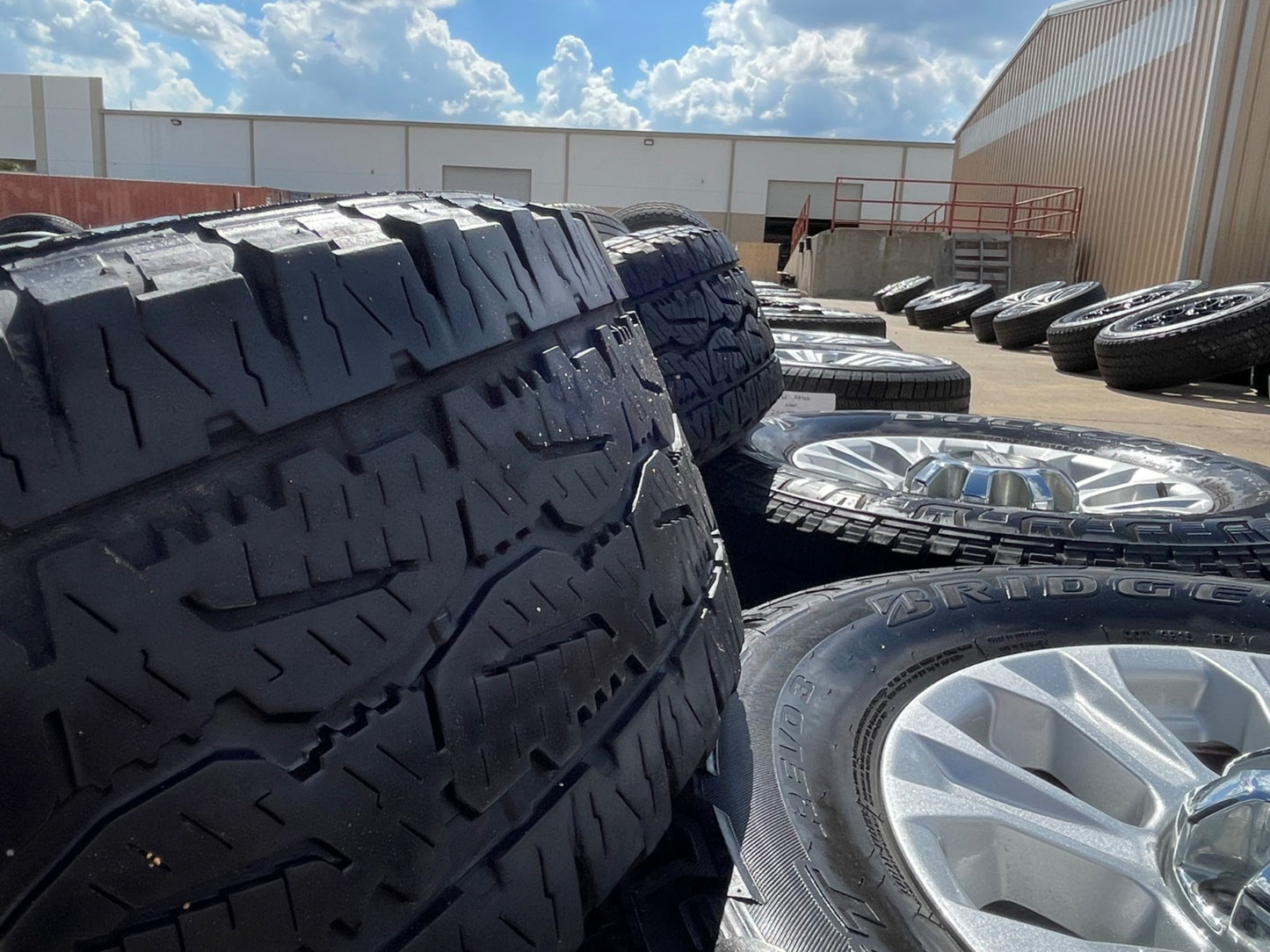 18" Ford F-250 F-350 OEM rims wheels 10097 tires BRIDGESTONE A/T SET