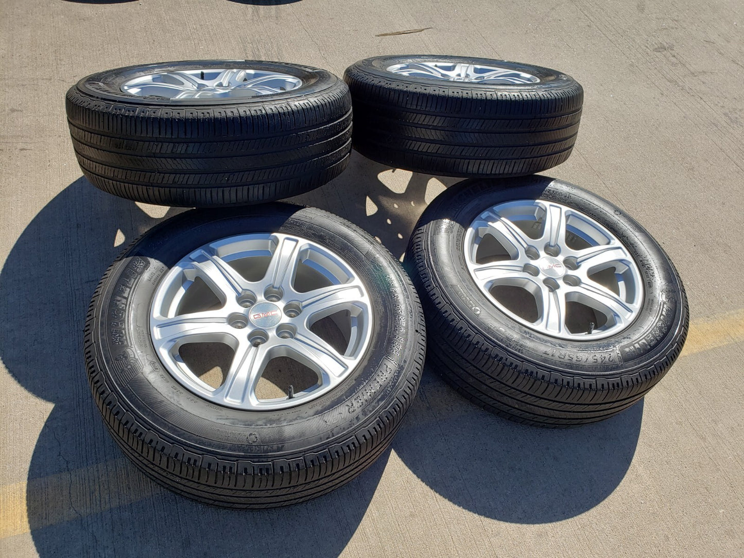 17" GMC Acadia Chevy Blazer Cadillac XT6 OEM wheels rims 5795 tires