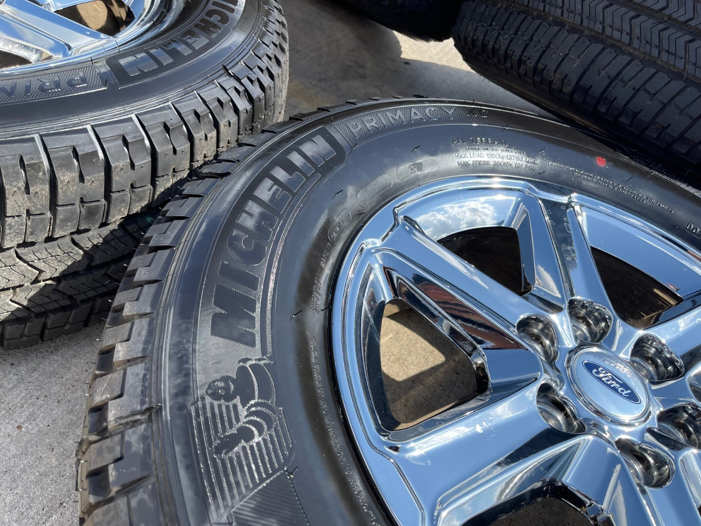 18" Ford F-150 Expedition OEM chrome rims wheels tires MICEHLIN 2025 2026 NEW