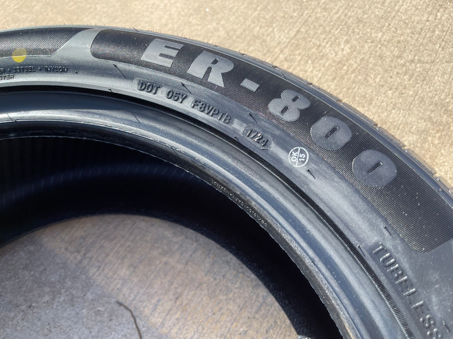 (1) 235/50/18 Advanta ER-800 A/S tire 235/50R18 97H NEW