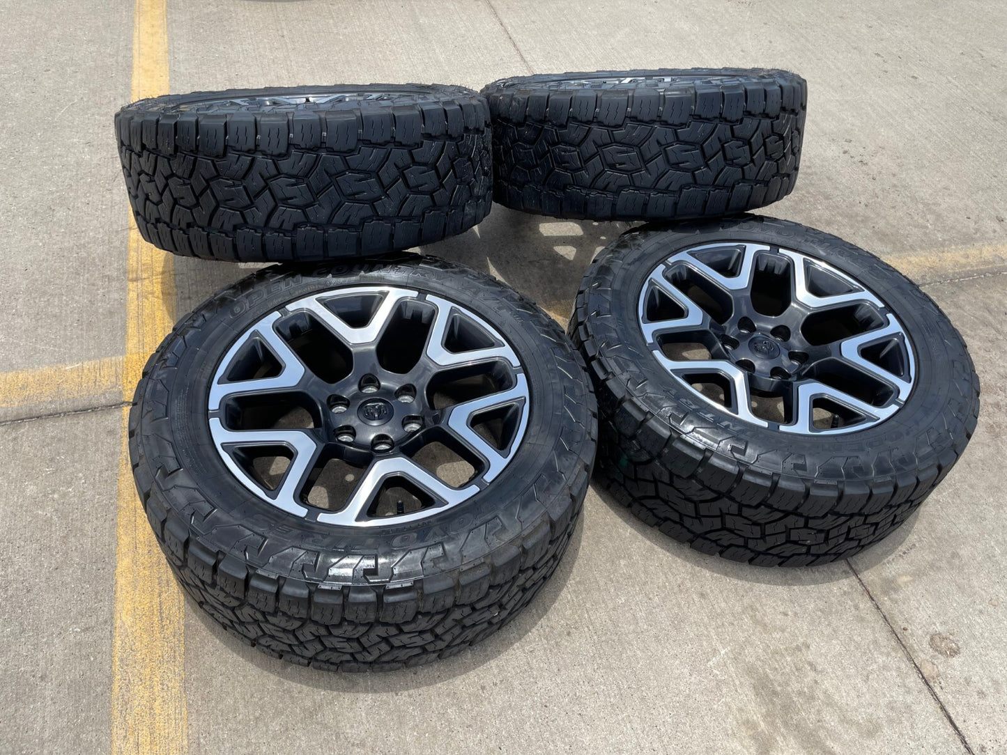 20" Dodge Ram 1500 OEM Laramie wheels rims 68583860AA 2024 2025 TOYO A/T3