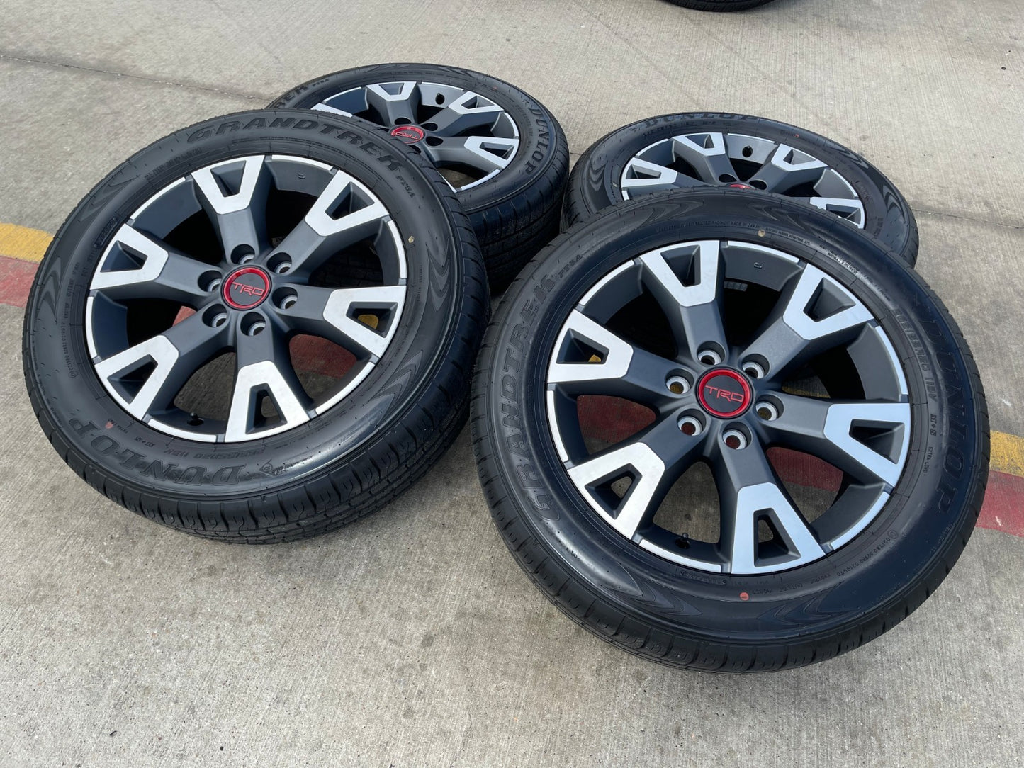 20" Toyota 4Runner TRD OEM 94198 wheels rims Tundra Sequoia 2025 2026 DUNLOP NEW