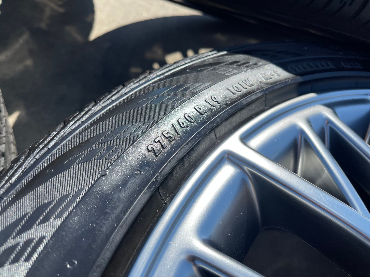 19" Hyundai Genesis G70 G80 G90 OEM 71020 71021 wheels rims tires